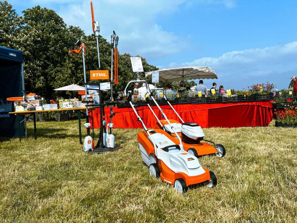 Plasteschaf Forst & Gartentechnik Stihl Weinböhla